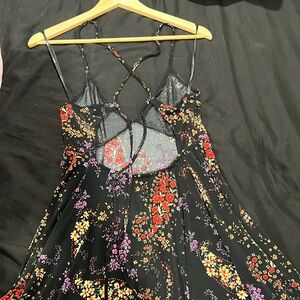 Forever 21 Short Flow Floral Dress
